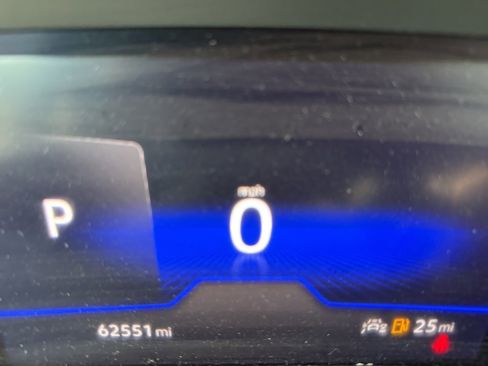 Used 2022 Volkswagen Atlas SE image 35