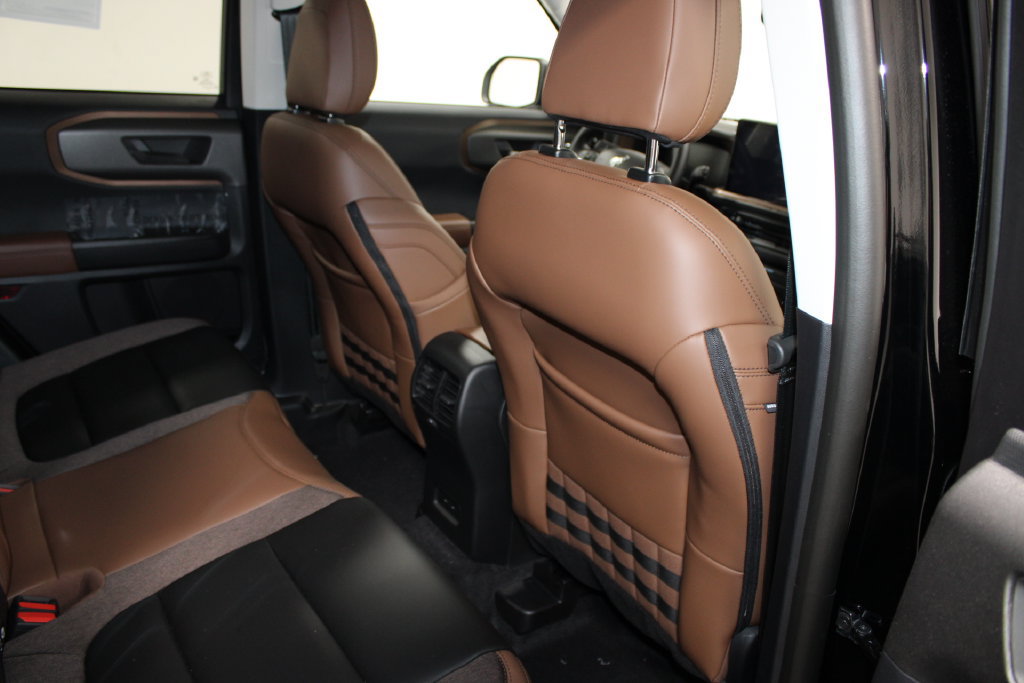 New 2026 Ford Bronco Sport Outer Banks AWD/4WD image 28