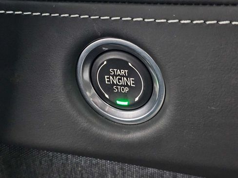 Certified 2025 Cadillac Escalade Sport Platinum w/ LPO, Floor Liner Package AWD/4WD image 34