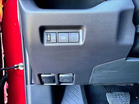 New 2025 Toyota RAV4 LE image 18