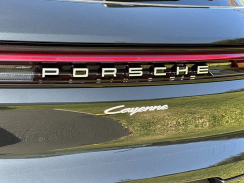 New 2026 Porsche Cayenne AWD/4WD image 33