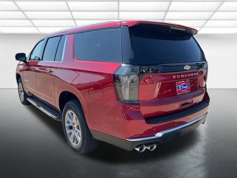 New 2025 Chevrolet Suburban Premier image 2