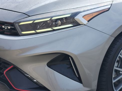 Used 2023 Kia Forte GT image 9