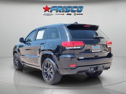 Used 2021 Jeep Grand Cherokee Laredo X AWD/4WD image 5