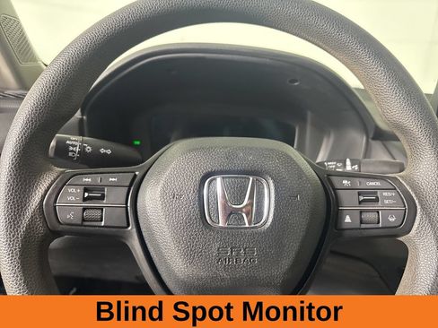 Used 2025 Honda Accord SE image 15