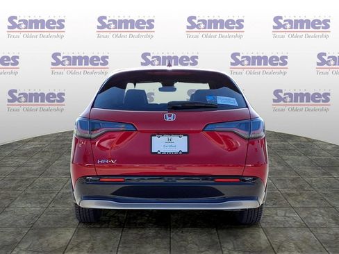 Certified 2024 Honda HR-V EX-L image 6