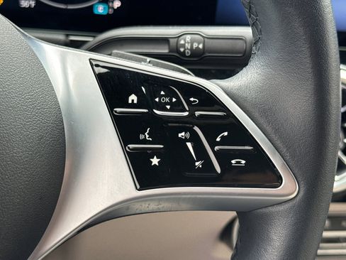 Used 2024 Mercedes-Benz GLA 250 4MATIC image 28