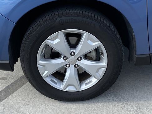 Used 2015 Subaru Forester 2.5i Premium w/ All-Weather Package image 4