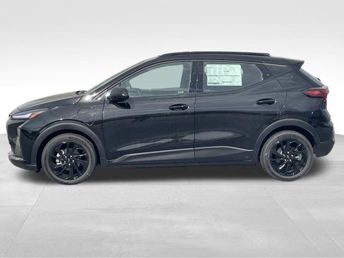 New 2027 Chevrolet Bolt RS w/ Technology Package FWD image 7