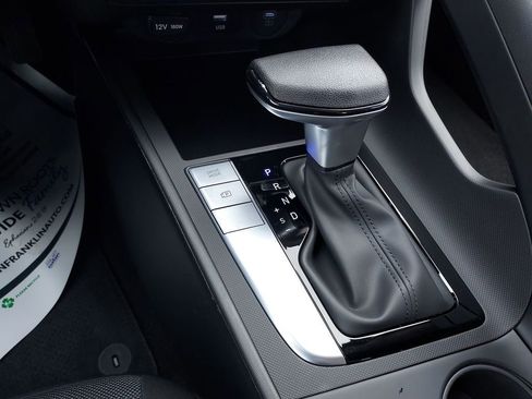 New 2026 Hyundai Elantra SE FWD image 25