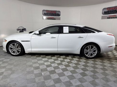 Used 2012 Jaguar XJ L image 8