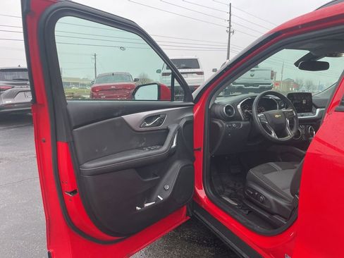 Used 2023 Chevrolet Blazer LT w/ Convenience Package image 15