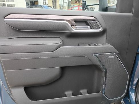 New 2025 Chevrolet Silverado 2500 LTZ w/ LTZ Convenience Package image 15