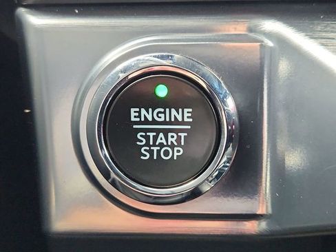 Used 2022 Ford F150 Lariat w/ Equipment Group 502A High image 17