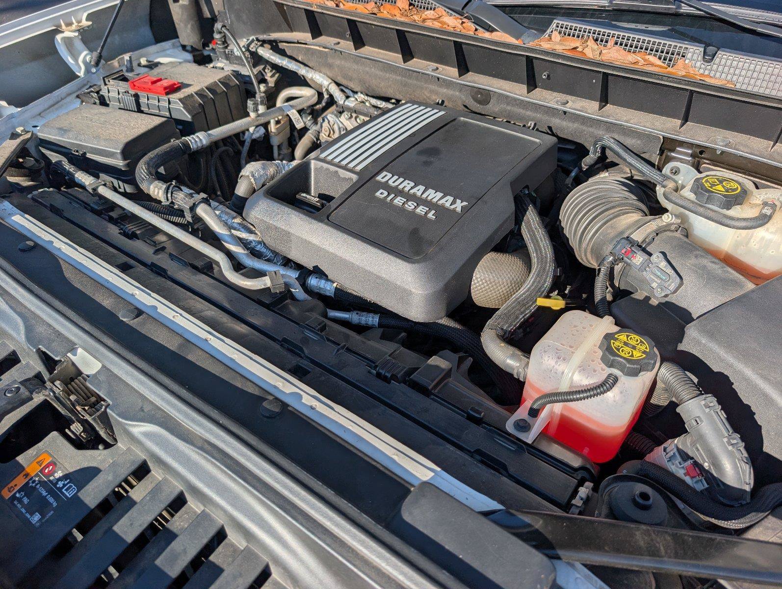Used 2021 Chevrolet Silverado 1500 RST AWD/4WD image 14