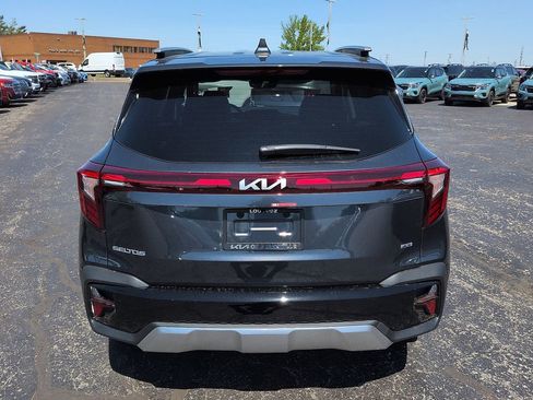 New 2026 Kia Seltos S AWD/4WD image 6
