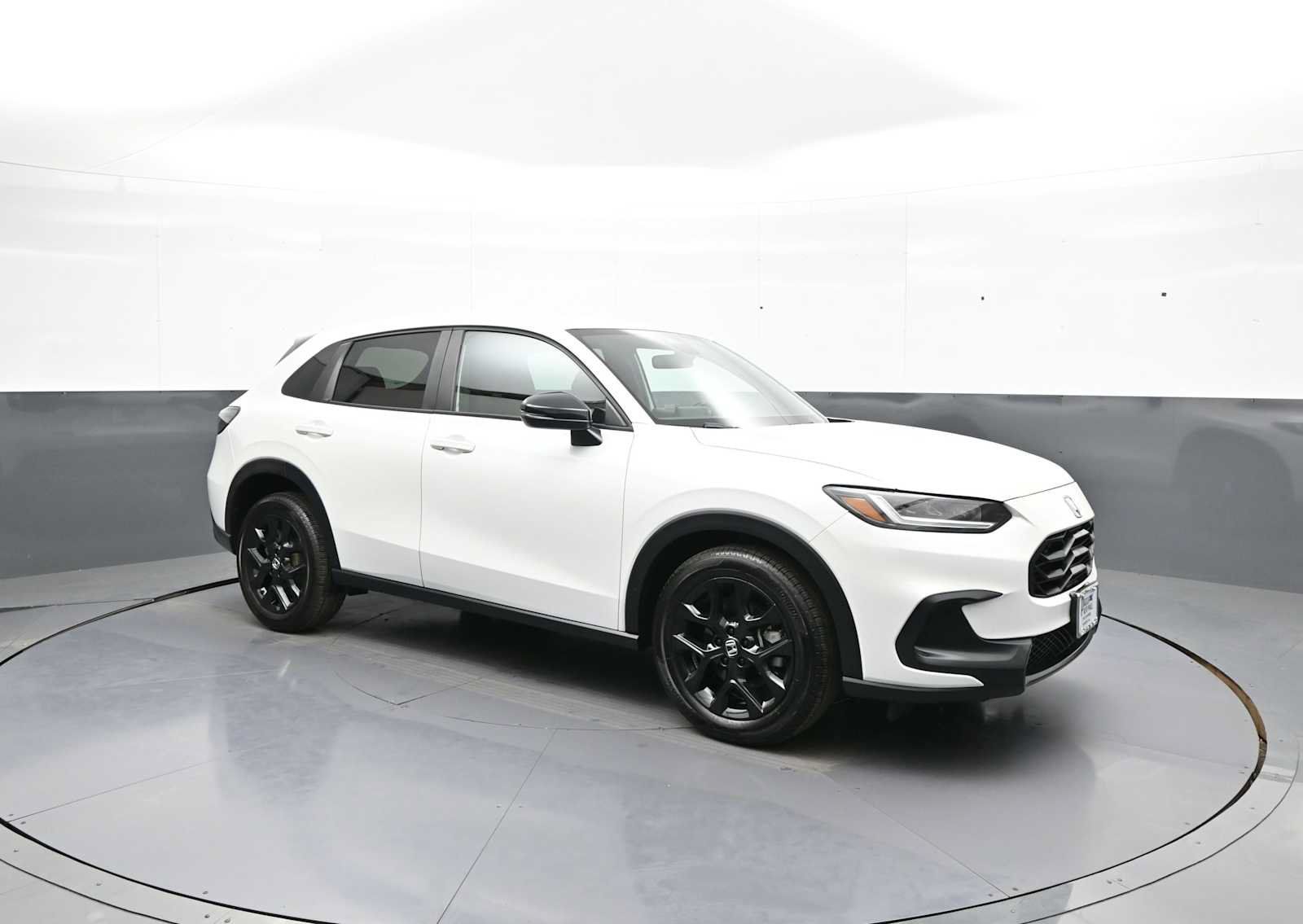 Certified 2024 Honda HR-V Sport image 3
