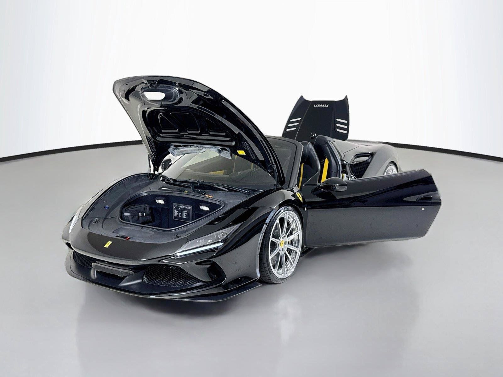 Used 2021 Ferrari F8 Tributo RWD image 40