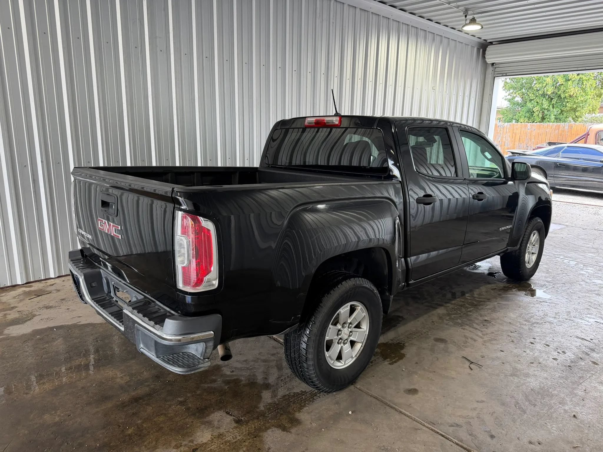 Used 2015 GMC Canyon 2WD Crew Cab image 5