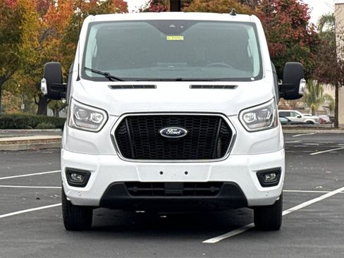 Used 2023 Ford Transit 350 XLT image 5