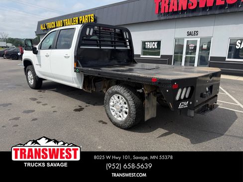 Used 2024 Chevrolet Silverado 3500 LT w/ Safety Package AWD/4WD image 3