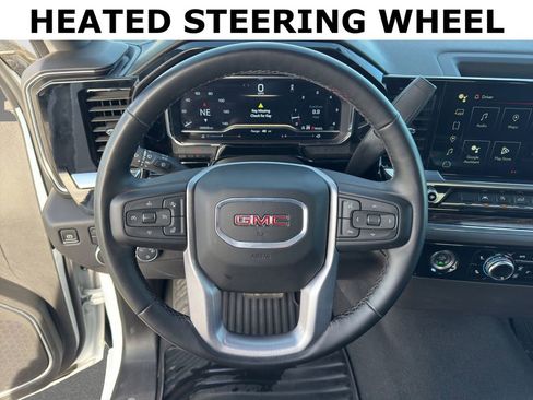 Used 2024 GMC Sierra 1500 SLE image 10