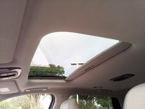 Used 2020 Hyundai Palisade SEL w/ Premium Package FWD image 17