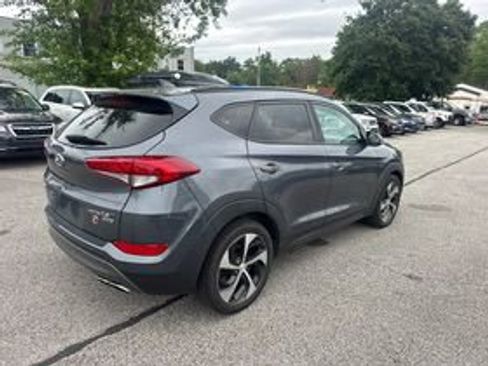 Used 2016 Hyundai Tucson Limited w/ Option Group 03 AWD/4WD image 5