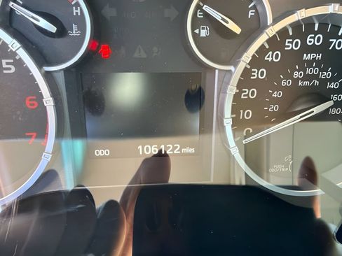 Used 2014 Toyota Tundra Limited RWD image 6