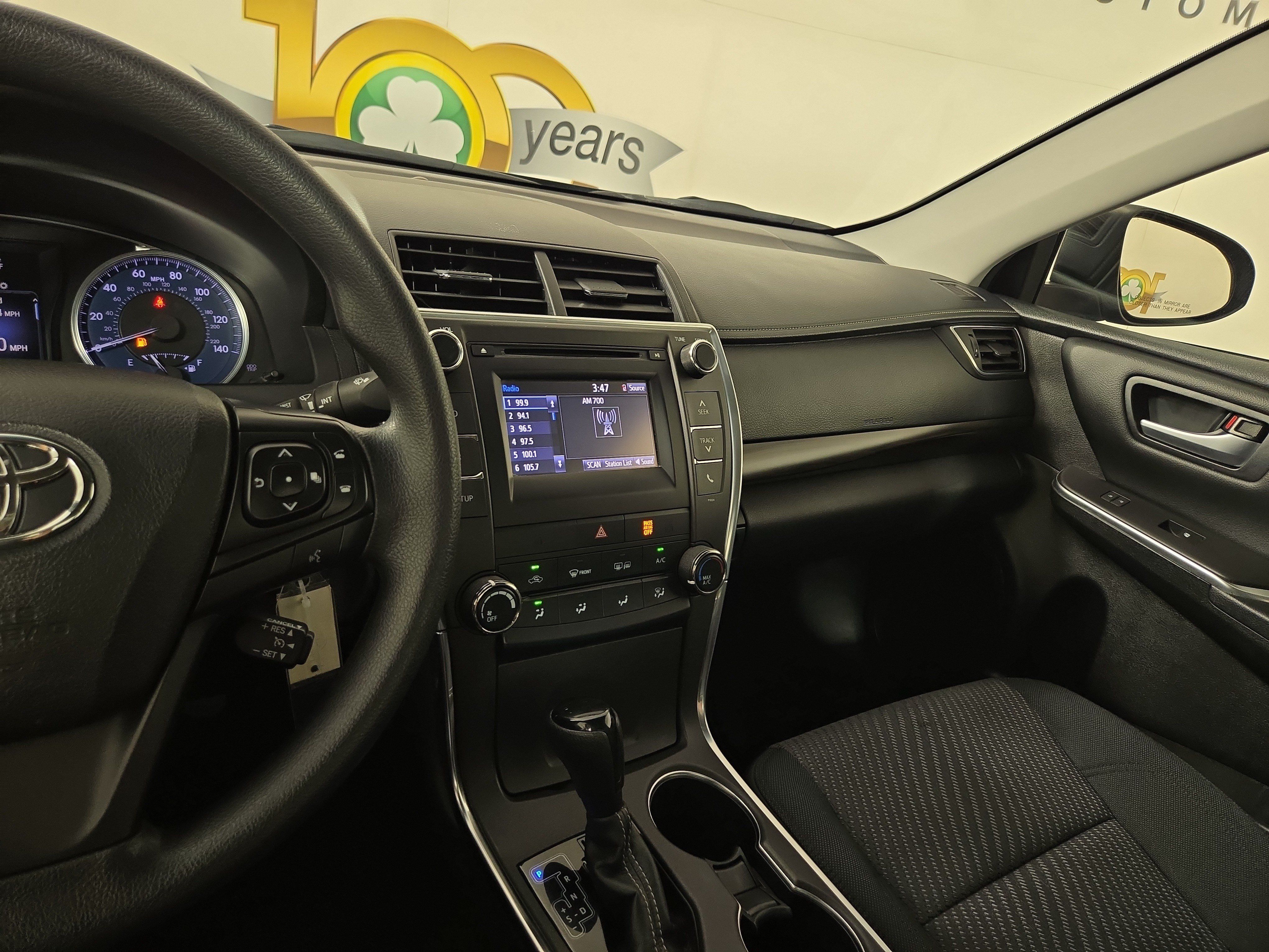 Used 2016 Toyota Camry LE FWD image 23
