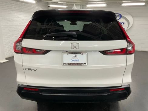 Certified 2025 Honda CR-V EX image 4