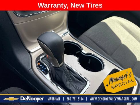 Used 2017 Jeep Grand Cherokee Laredo AWD/4WD image 18