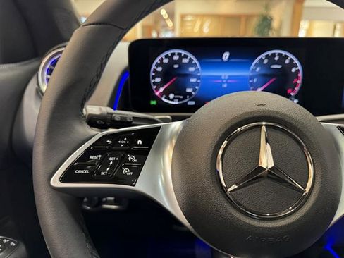 Certified 2026 Mercedes-Benz GLB 250 image 17
