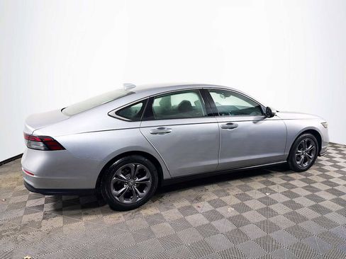 Used 2023 Honda Accord EX image 4