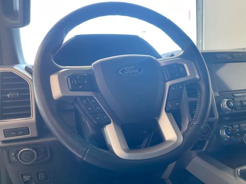 Used 2018 Ford F150 Lariat w/ Equipment Group 502A Luxury image 14