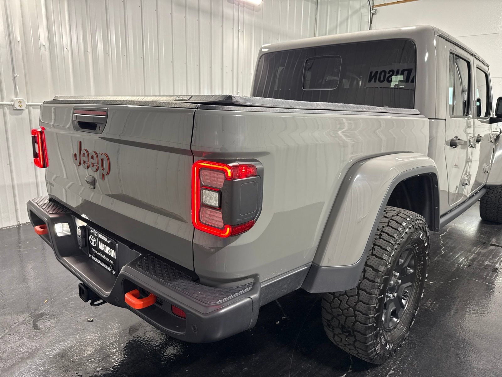 Used 2022 Jeep Gladiator Mojave w/ LED Lighting Group AWD/4WD image 43