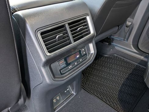 New 2026 Volkswagen Atlas SE image 22