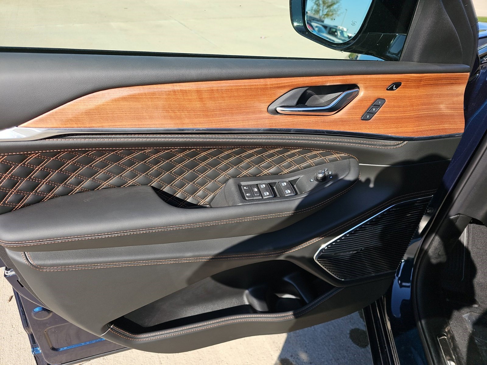 New 2027 Jeep Grand Cherokee Summit AWD/4WD image 17
