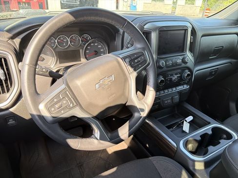 Used 2022 Chevrolet Silverado 2500 LT w/ Z71 Sport Edition AWD/4WD image 17