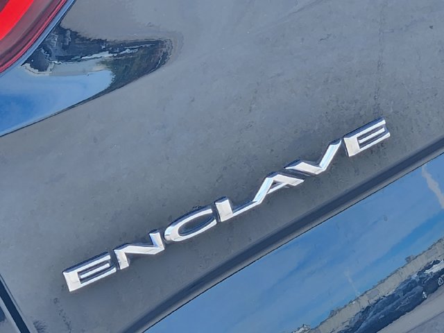 Used 2022 Buick Enclave Essence w/ Experience Buick Package FWD image 11
