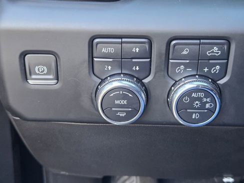 Certified 2024 GMC Sierra 1500 Denali Ultimate image 28