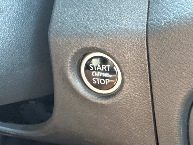 Used 2024 Nissan Frontier SV w/ Technology Package RWD image 37