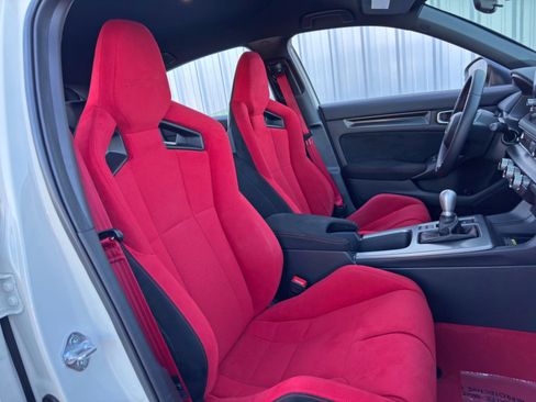 Used 2024 Honda Civic Type R image 35