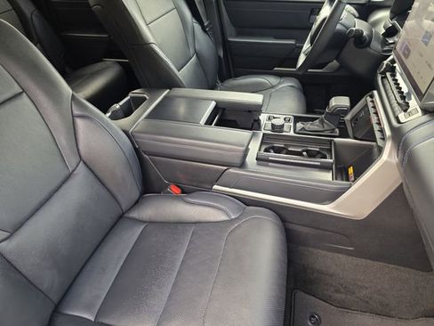 Used 2025 Toyota Tundra Platinum AWD/4WD image 14