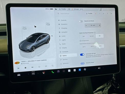 Used 2023 Tesla Model 3 Standard Range image 47