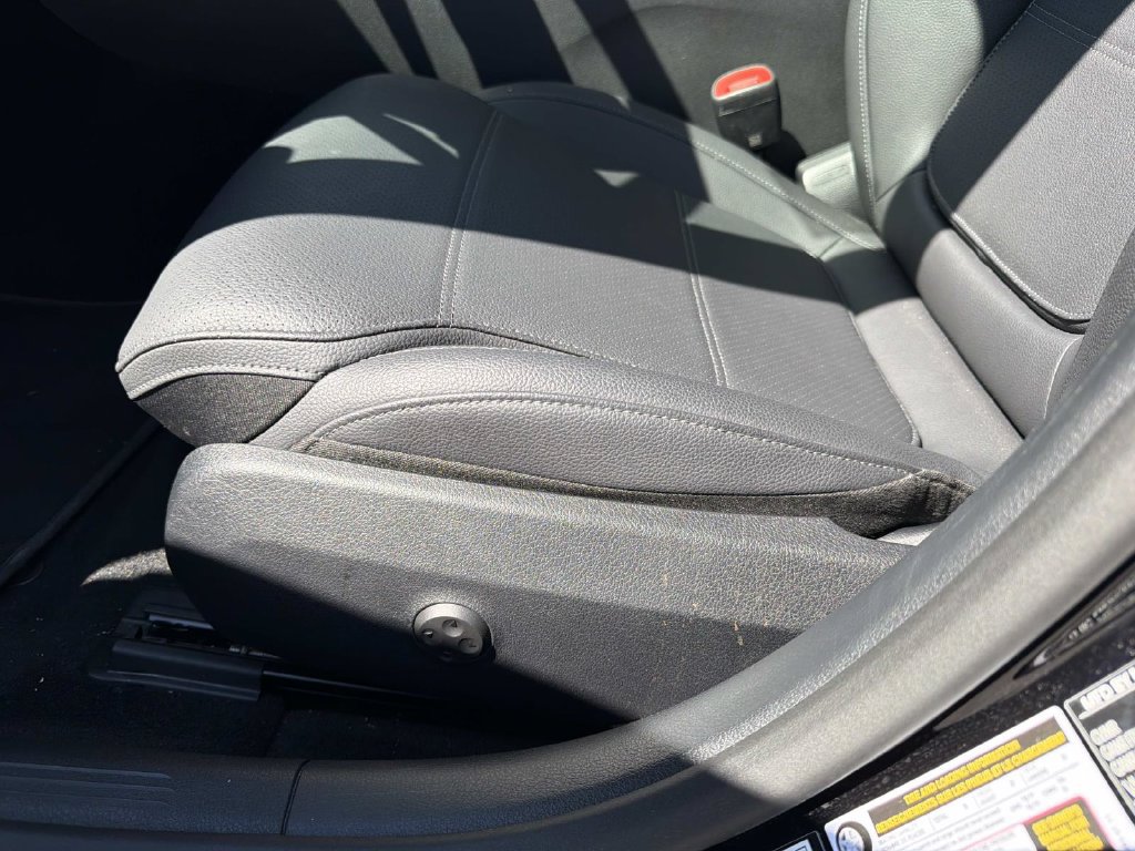 Used 2026 Mercedes-Benz C 300 Sedan image 17