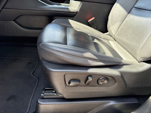 Used 2023 Chevrolet Tahoe LT image 12