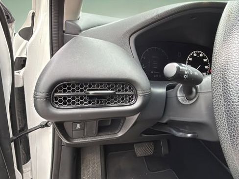 Used 2023 Honda HR-V LX image 20