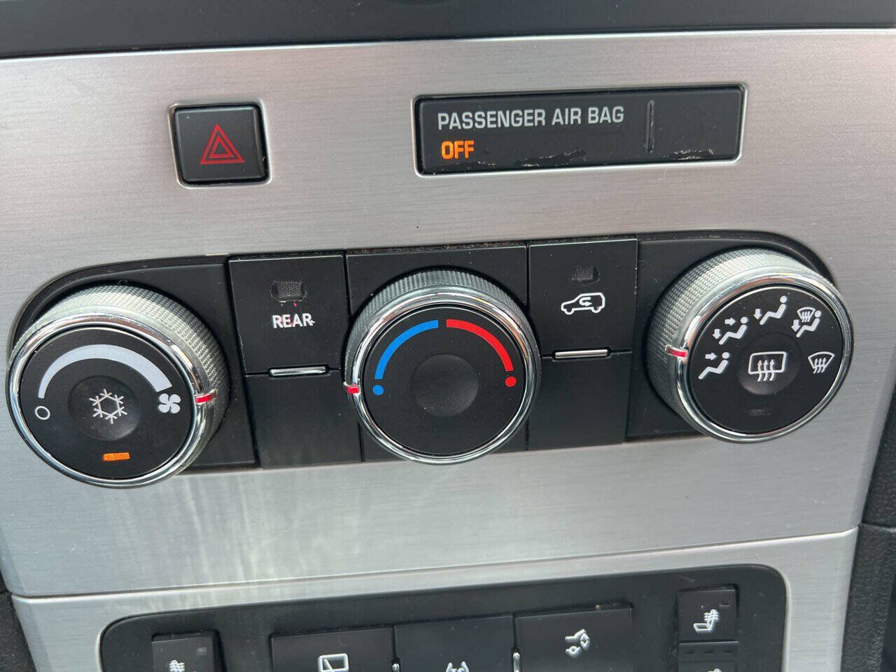 Used 2012 GMC Acadia SLE FWD image 20