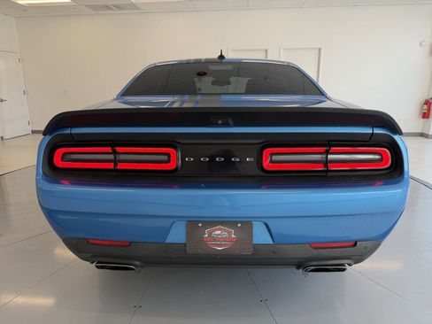 Used 2019 Dodge Challenger R/T Scat Pack w/ Shaker Package image 6